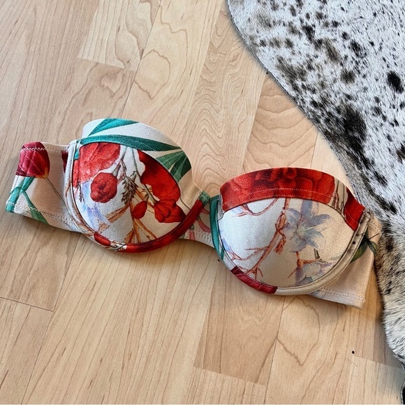 TRIANGL Two Piece Floral Tropical Navy Bikini Size Small - Picture 2 of 12